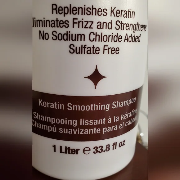 Keratin Smoothing Shampoo - Picture 3 of 3